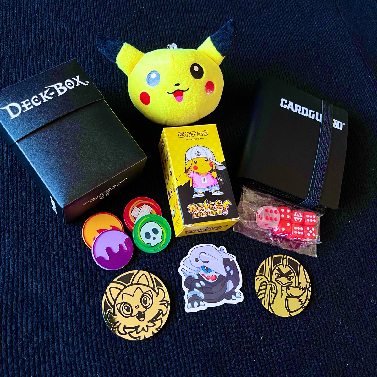 It’s Friday so here’s another Pokémon card GIVEAWAY!! 💥🖤 This one is open to US residents only. To win: Must be following me & @DenzelxInk to claim winnings. Like and RT this post. That’s it! Ends Friday april 12th! Winner gets everything shown here & some card sleeves