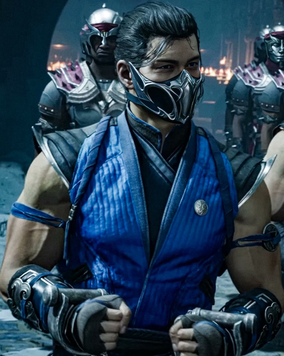 I know those arms can give the best hugs ever ☝🏻😌 (source: my dreams)
#BiHan #SubZero #mk1 #mortalkombat1