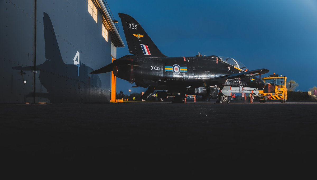 Fun on the pan at @RAF_Cosford Capturing the Ex-@RoyalNavy Sea Harrier & the unmistakable Hawk T1 as part of the @thresholdaero night shoot