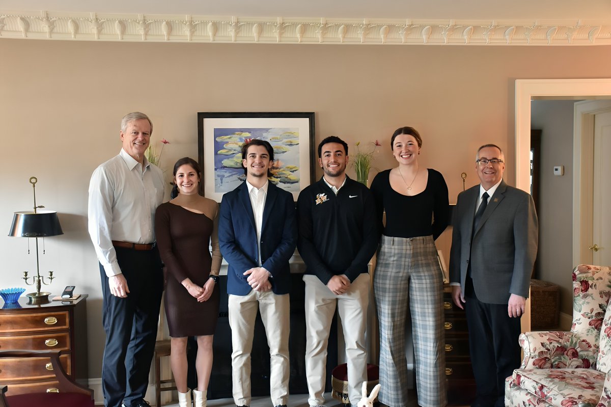 bwathletics's tweet photo. On Wednesday, we hosted Final Four practice for @PackWomensBball.
On Thursday, we hosted a panel with two of the best women's basketball players of all time.
Today, we hosted NCAA President Charlie Baker and have dozens of students working the games downtown.
#WhyBW https://t.co/5llz7gy1K6