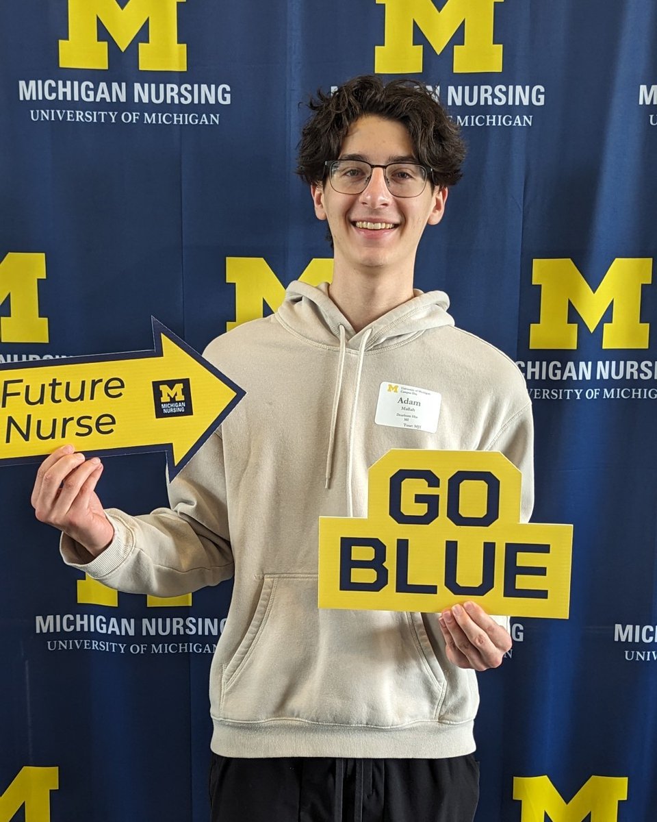 Strike a pose for Campus Days! 📷

#MichiganNursing #WeDare #GoBlue #CampusDays