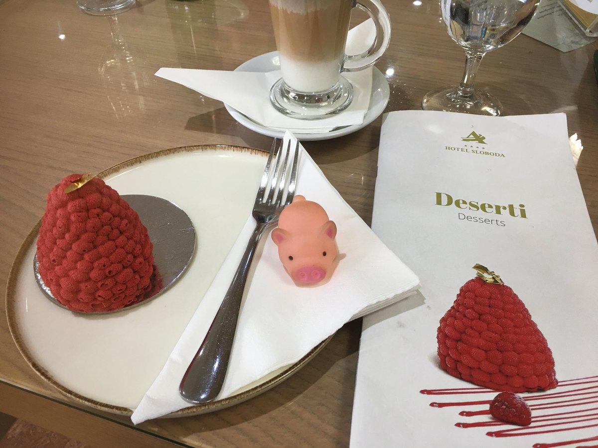 The best place for desserts in Serbia that I have seen!Although to be honest, I have hardly seen anything here🐥
#food #foodie #healthyfood #foodblogger #foodgasm #foodies #veganfood #foods #foodblog #foodlovers #indianfood #foodstyling #foodart #foodlove #fooddiary @HotelSloboda