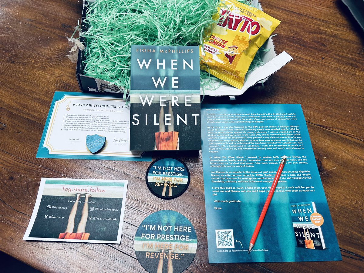 Look at this gorgeous box of goodies I received yesterday (on my birthday coincidentally! ) including a proof copy of #WhenWeWereSilent by @fionamcp 

A #darkacademia tale which I know I’m going to love. 

Thank you @TransworldBooks 🩵