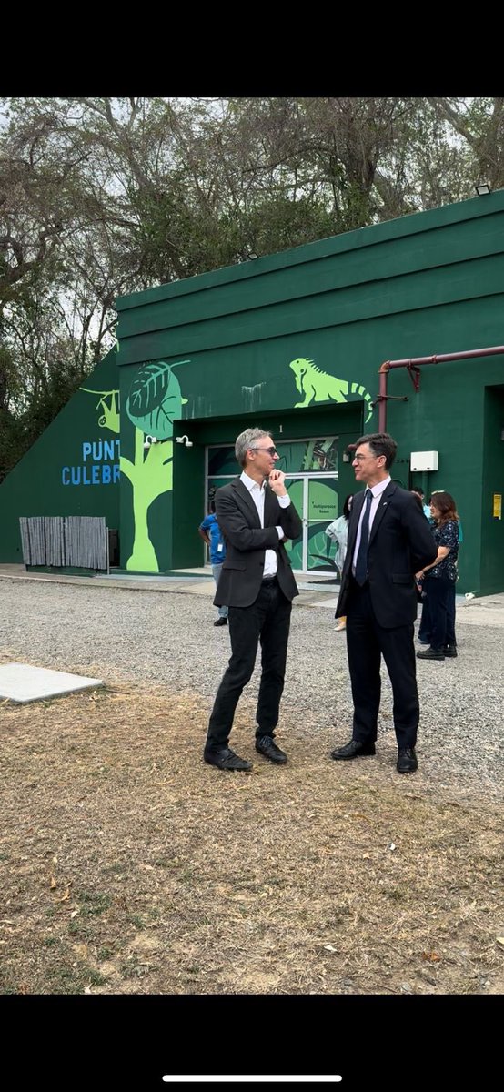 The Smithsonian Tropical Research Institute’s centre in the heart of Panama City. Fascinating learning about the work its scientists are doing today from Director Joshua Tewksbury, and about how research done over the last 100 years informs our understanding of tropical forests.