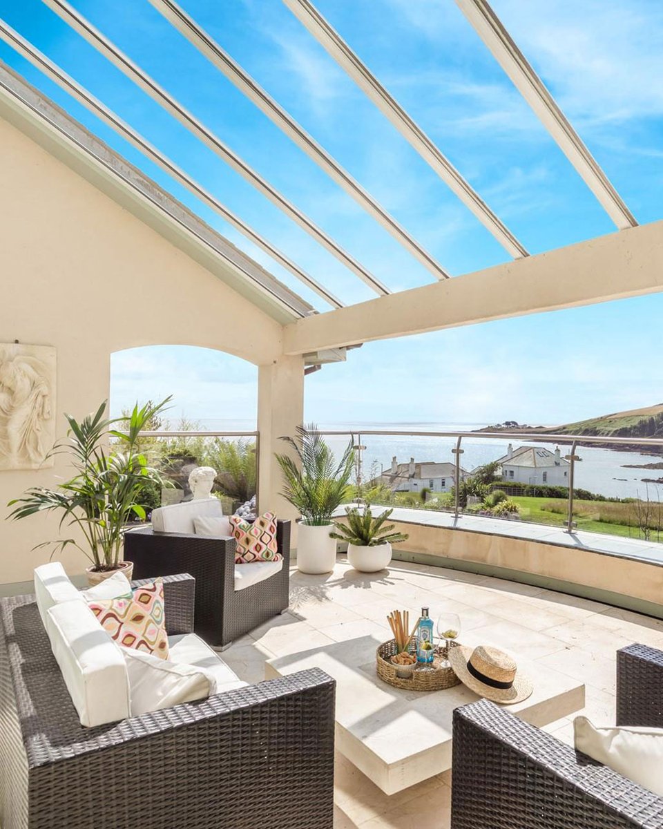 Hankering for a beach escape? Explore the sweeping coastline, dappled sunshine and cosy pubs of Cornwall with @AspectsHolidays' chic cottages and stunning mansions. For elegant homes designed to help you experience Cornwall like a local, read the article: l8r.it/TLAr