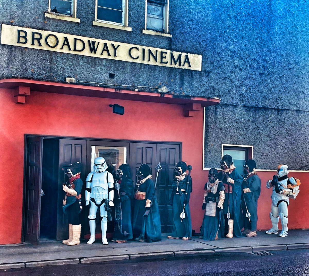RebelLegionIE's tweet image. Clone Commando, Boss is queuing with his buddies to watch a new sci-fi movie called Star Wars. Apparently, it's really good!

Photo credit: @@501stireland

#RebelLegionIrelandBase #RebelLegionIE #clonecommando #deltasquad #clonetrooper #blaster #WeAreTheGoodGuys #tk #tusken