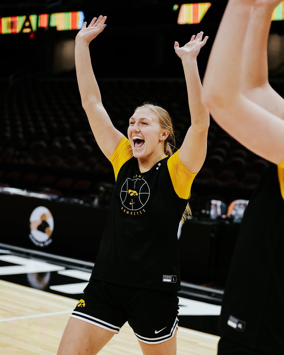 IowaWBB tweet picture