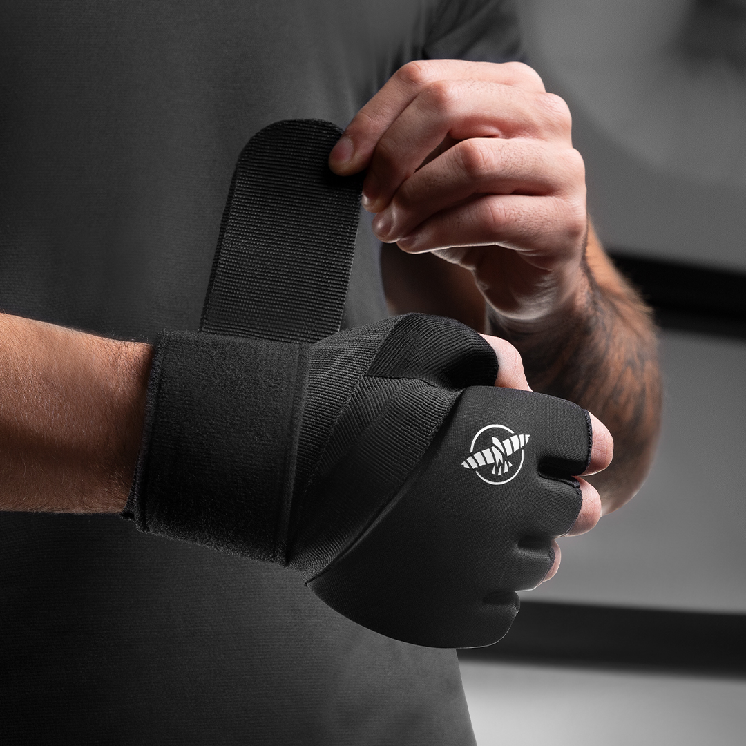 NEWLY ADDED // Elite Quick Wraps Hayabusafight.com/Elite-Quick-Wr… Elite Quick Wraps are supportive, convenient, and comfortable, with an effortless slip-on design that delivers a secure fit in seconds. Give them a try today! #HandWraps #BoxingWraps #QuickWraps