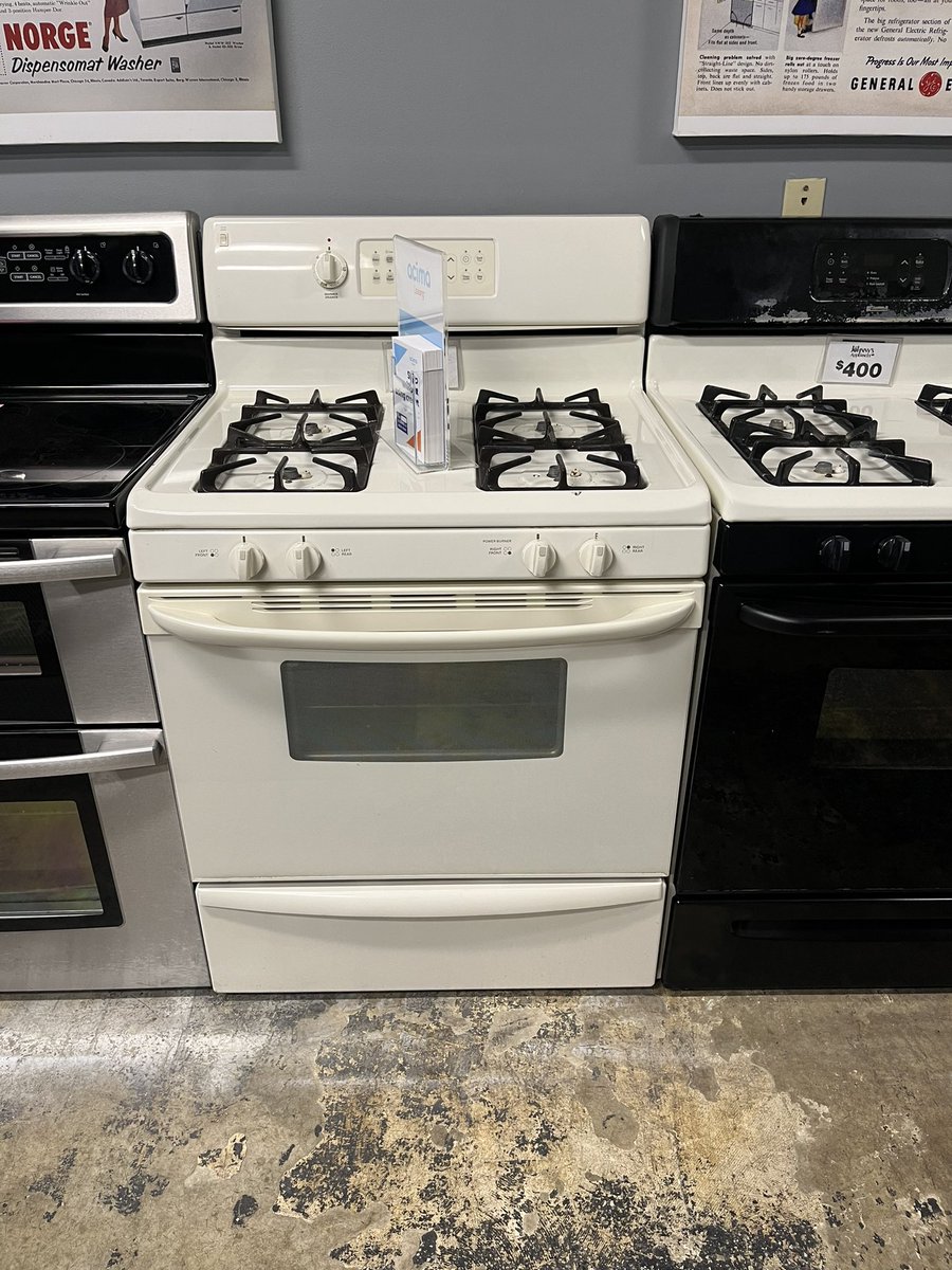 Spring into savings at Johnny’s Appliances! Deals are blooming on all inventory on our sales room floor.

☎️ 901-237-1936
📫 4570 Raleigh LaGrange, 38128
⏰ Mon-Fri: 10a-6p; Sat: 10a-3p
🚚 Delivery available 
💳 Financing available 

#appliances #newppliances #usedappliances