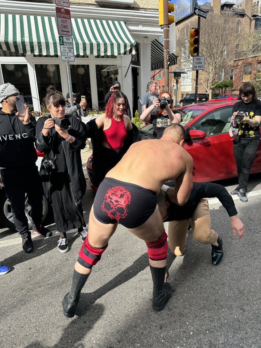 This is really a Philly street fight #REVOLVERxHOG