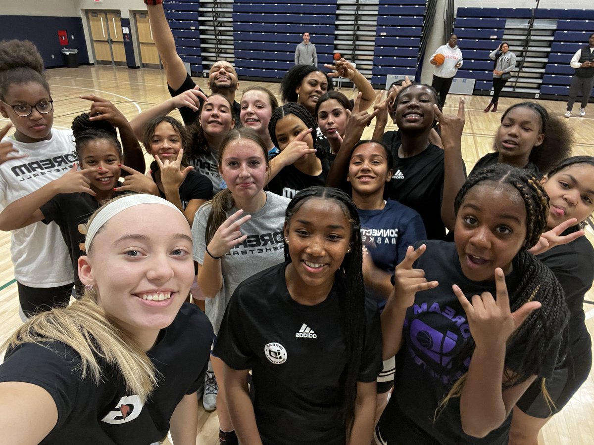 We're dialed in to tonight's Final Four games! We want to give our friend <a href="/paigebueckers/">Weorb</a> a good luck shoutout before the big game 🤩 🏀 💙 🐺 

Thanks for all you do for girls sports, both on and off the court! We can't wait to watch you tonight! 👏 👏