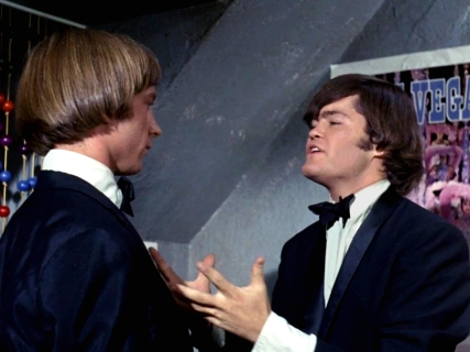Glitter_Rock's tweet photo. Here's your daily #RandomFandom dose of #TheMonkees!
➡️@TheMonkees
#TeamMicky https://t.co/VmpcXHk4tw