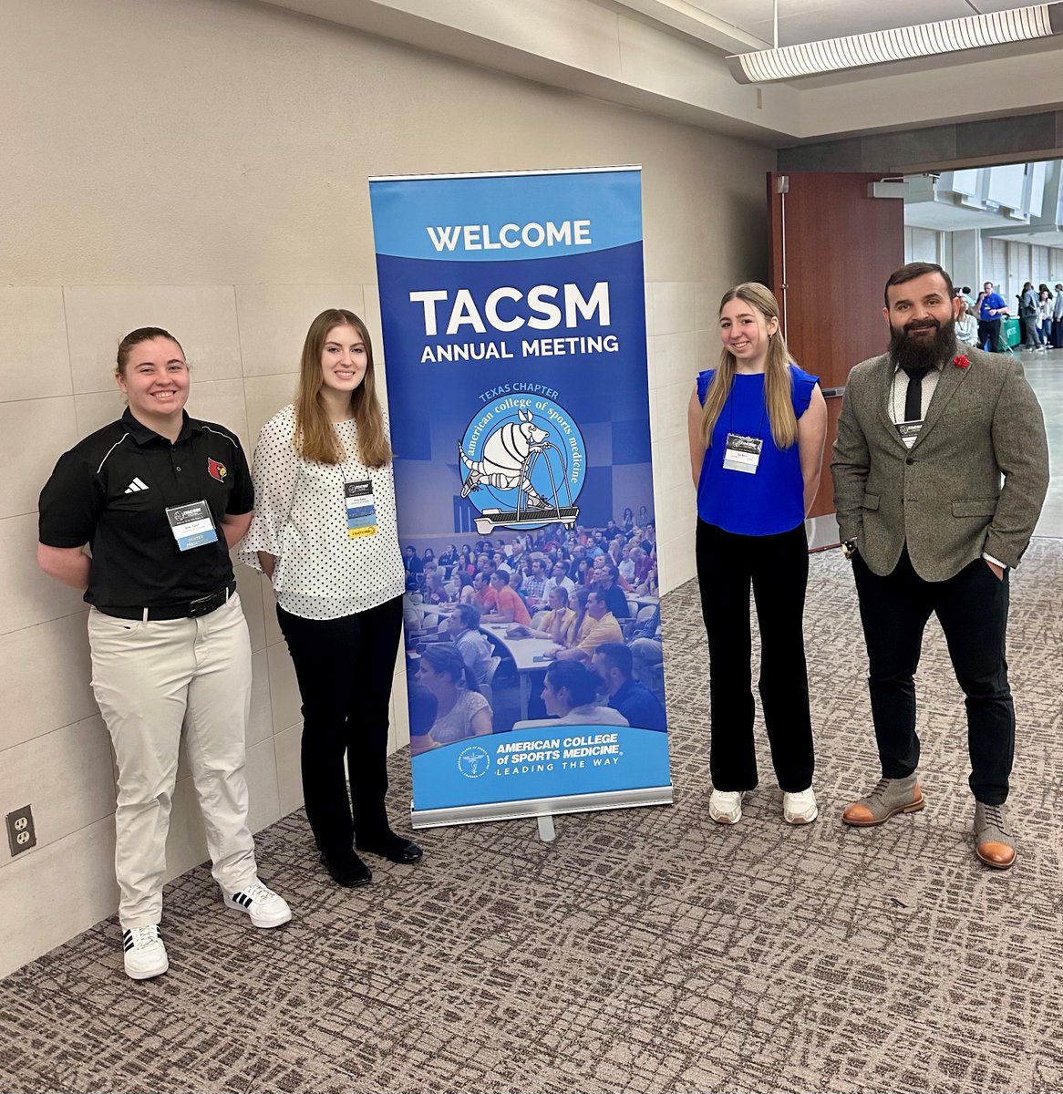 Under the guidance of Clinical Associate Professor Andreas Stamatis, undergraduates in HSS showcased their groundbreaking research on mental toughness & injury prevention at the 2024 American College of Sports Medicine conference in Waco, Texas. bit.ly/3VLS0q4
