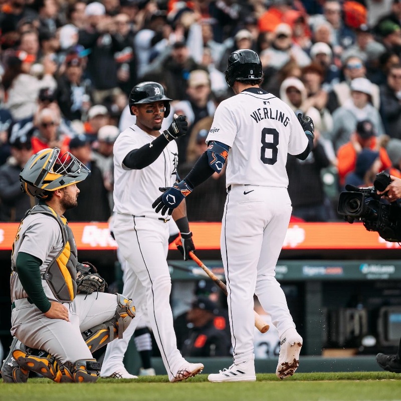 tigers's tweet photo. Feels good to be home. #TigersWin