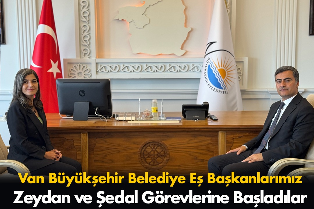 Büyükşehir Belediyesi Eş Başkanlarımız Abdullah Zeydan ve Neslihan Şedal mazbatalarını alarak, Büyükşehir Belediyesindeki görevlerine başladı.