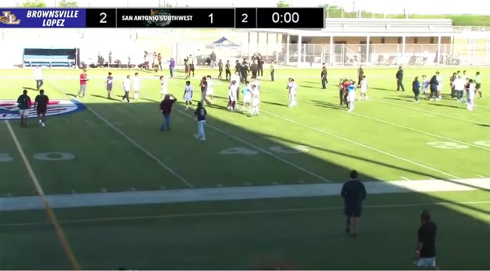 LHSLopezLobos's tweet photo. FINAL: #Brownsville #LopezLobos defeat #SanAntonio #Southwest 2-1 to advance in the State Regional Tournament!! #SiSePudo 🐺⚽️👏🏼 https://t.co/SBPYAjhQFX
