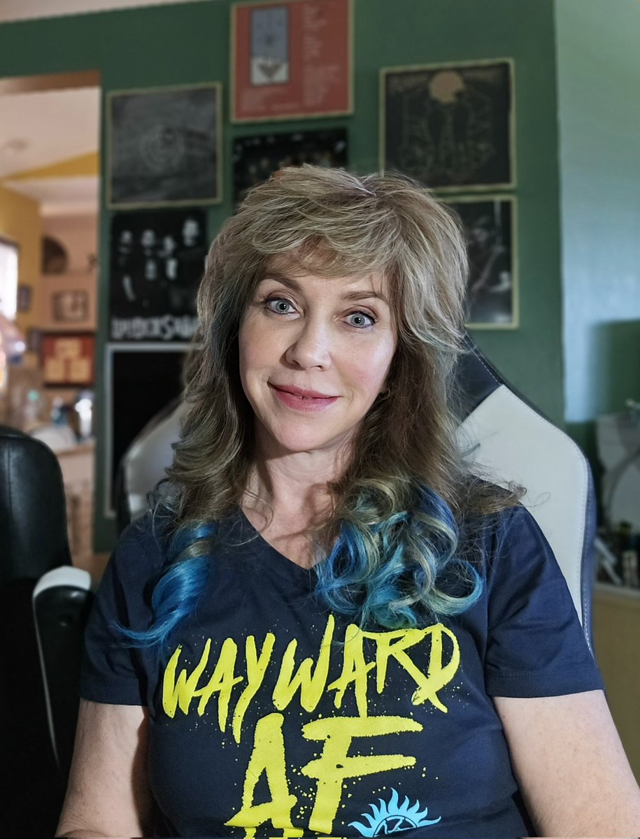 Abbyroadd's tweet photo. Love this. π©΅ Representing the gals today. @kimrhodes4real, @RuthieConnell, @SamSmithTweets & #BrianaBuckmaster Thanks @Stands #SPNFamily #WaywardAF #WomenofSPN https://t.co/DmL7U8EL24