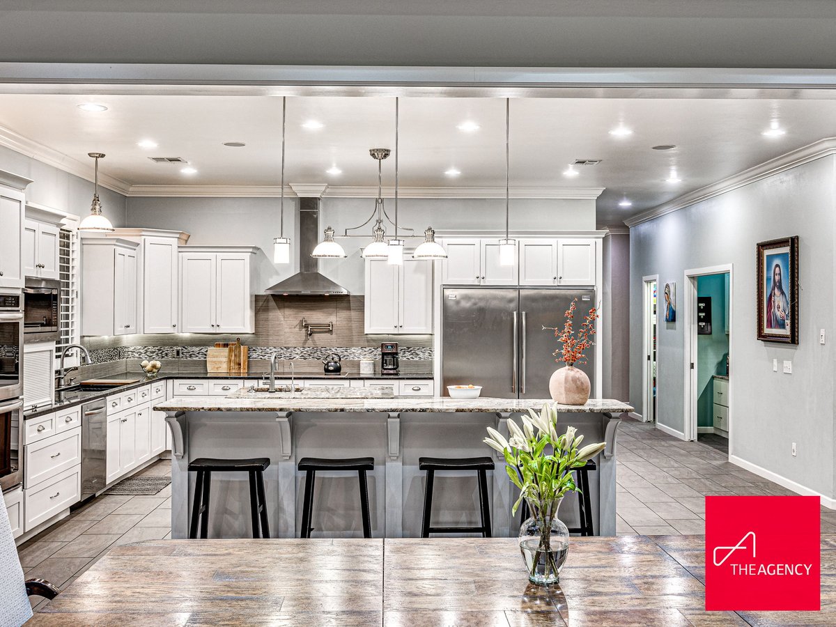 New Listing! Texas Hill Country in Oakdale Farm!

4101 Oakdale Farm Circle
Edmond, Oklahoma

4101OakdaleFarm.com

Listed by Wayne Kirby - The Agency Oklahoma

Wayne Kirby
The Agency
405-550-5252
wayne.kirby@theagencyre.com

#theagencyoklahoma #realestate #theagency