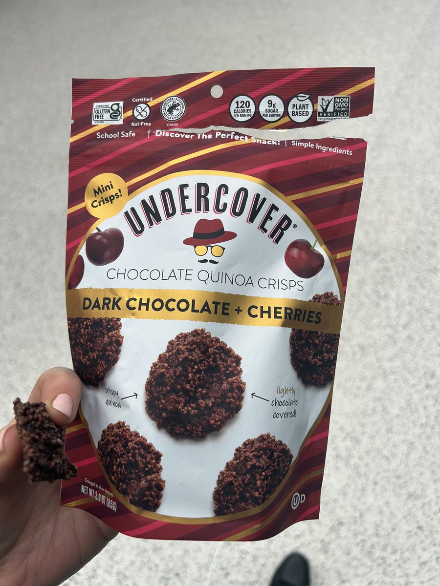 I’m physically incapable of not buying these for big money as my cute lil airport treat snack. 🍒🍫