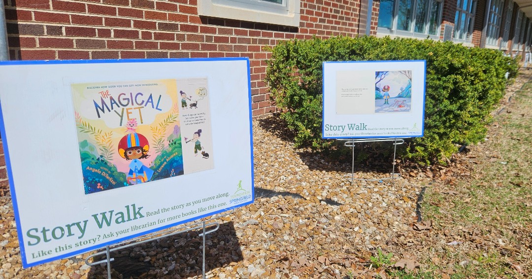 PViewSPS's tweet image. It&apos;s School Library Month...of course, it&apos;s a great day for a story walk!  

#SPSLib @officialsps @foundation4sps #TheMagicalYet @angeladiterlizzi