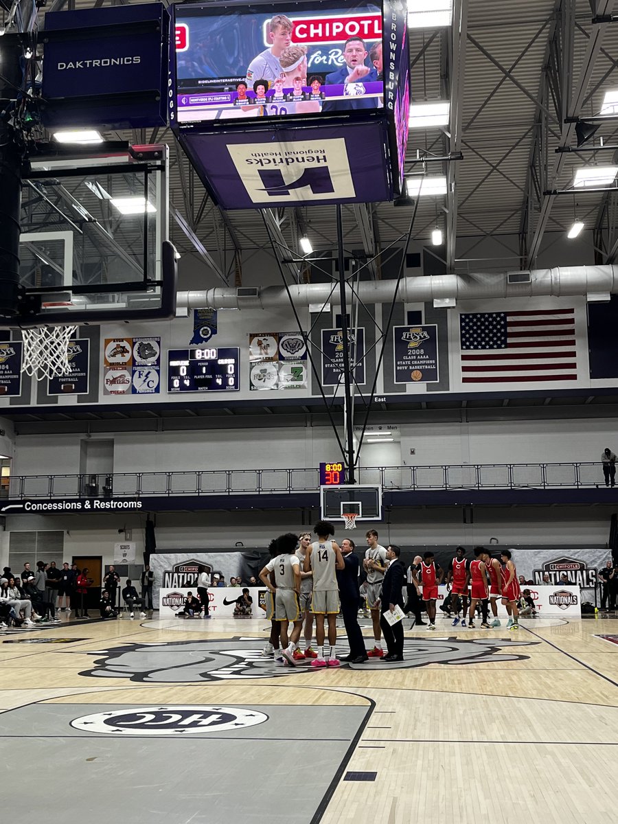 Montverde and Columbus set to tip off here at Chipotle Nationals. Lot of scouts in the house. Great couple days of high-level games here in Indy.