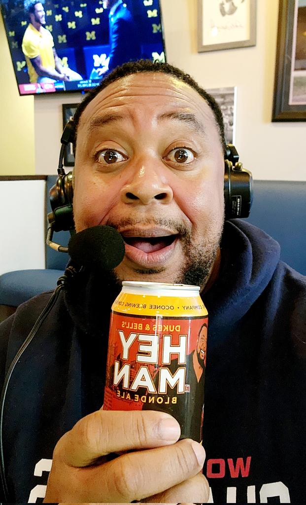putemupcdukes's tweet photo. At #MURPHS they have #HeyMan
@Braves home opener day. https://t.co/M8QbKvn8pr