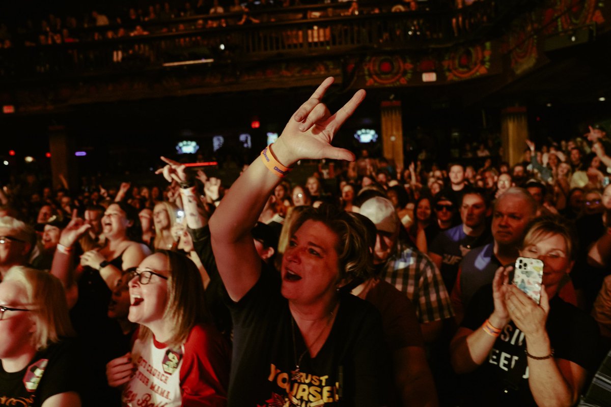 Ashley McBryde tweet media