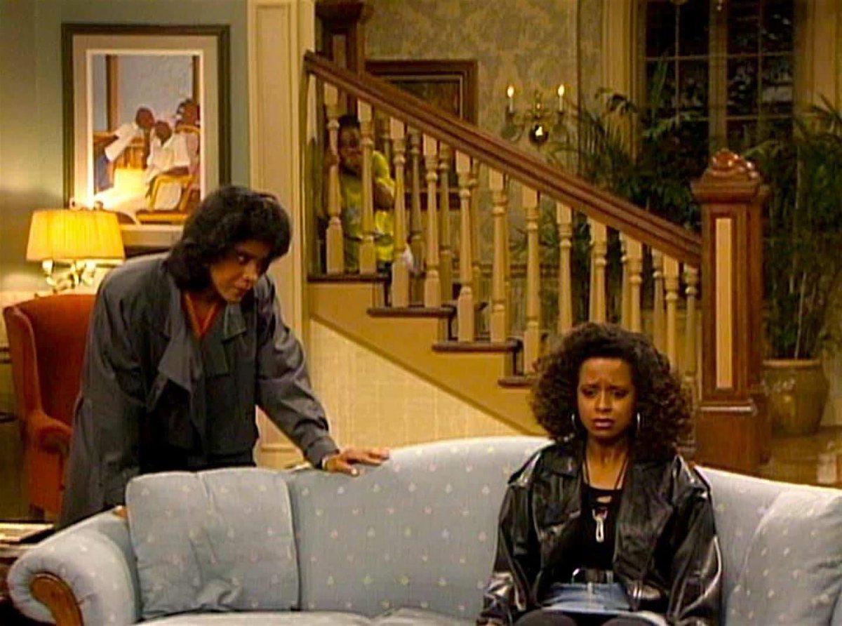 #FlashbackFriday “RUDY? GO TO BED!” 🤣🤣🤣 #34thAnniversary #OffToSeeTheWretched #AllTheWayToBaltimore #BIIGFUUN #ClairWentOFF #TheCosbyShow #ClassicTV #Iconic 💥💥💥🔥🔥🔥👏🏽👏🏽👏🏽🤎🤎🤎