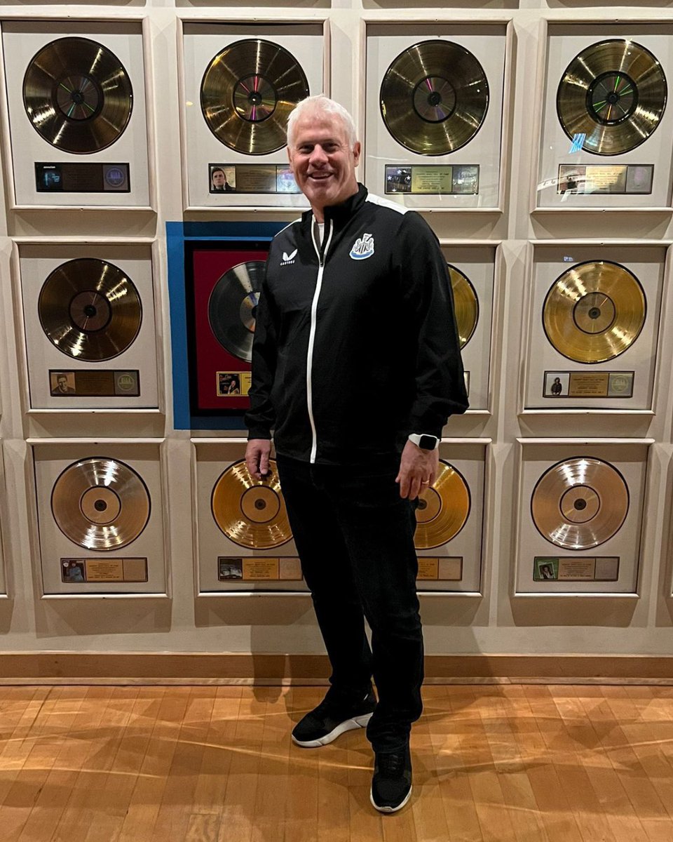 #NUFC Hall of Famer 🤝 Country Music Hall of Fame Rob Lee visited Nashville’s iconic museum on day one of our trip to Tennessee.