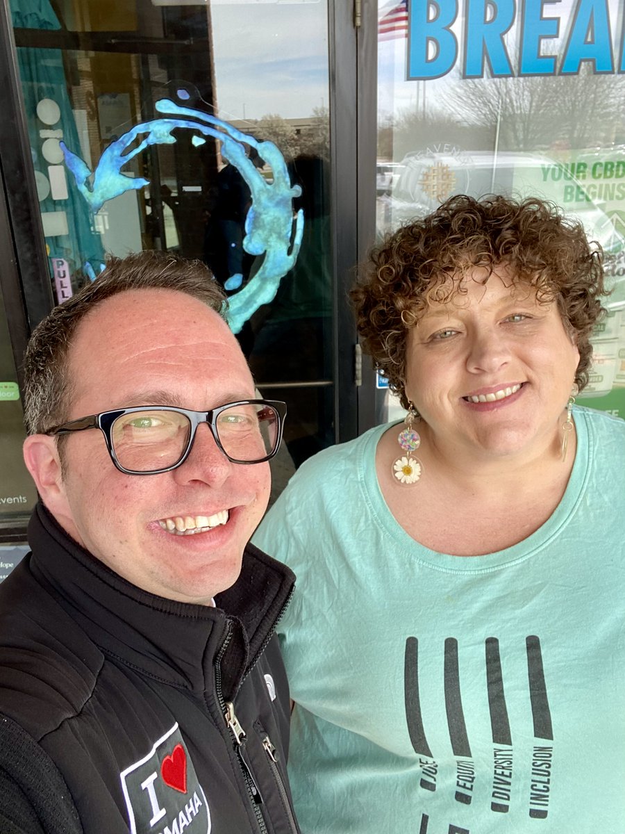 #FeelGoodFriday. Shaken espressos at @KarmaKoffee and plan how we are going to CRUSH IT. Thank you so much Sarah. Thank you for being you! Thank you for sharing some of your stories! We both should write books! I'm glad your familiar is okay. ❤️ #Homaha #Leaders #Thankyou