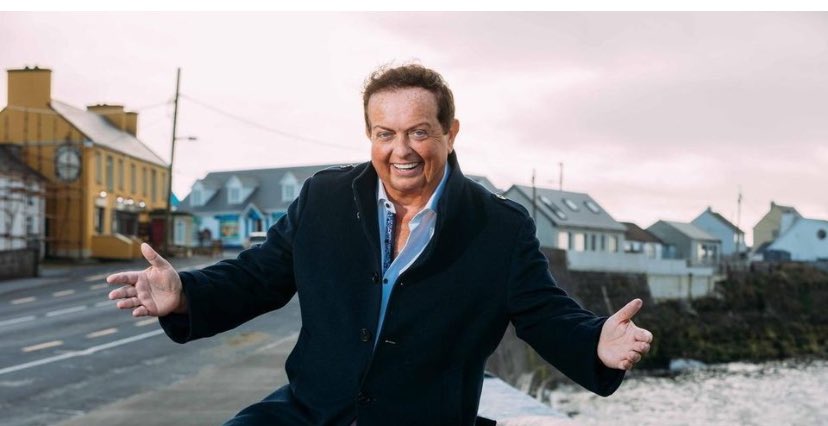 Marty Morrissey live from Slashers , C’mon Longford ,How does it get any better than this !!
#longford
#thelatelateshow