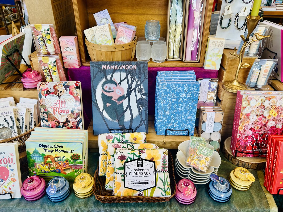 Copperfields's tweet image. Check out our favorite books &amp;amp; gifts for Mother's Day this year at @Copperfields Books! #copperfieldsbooks #mothersday2024 #supportindiebookstores💛