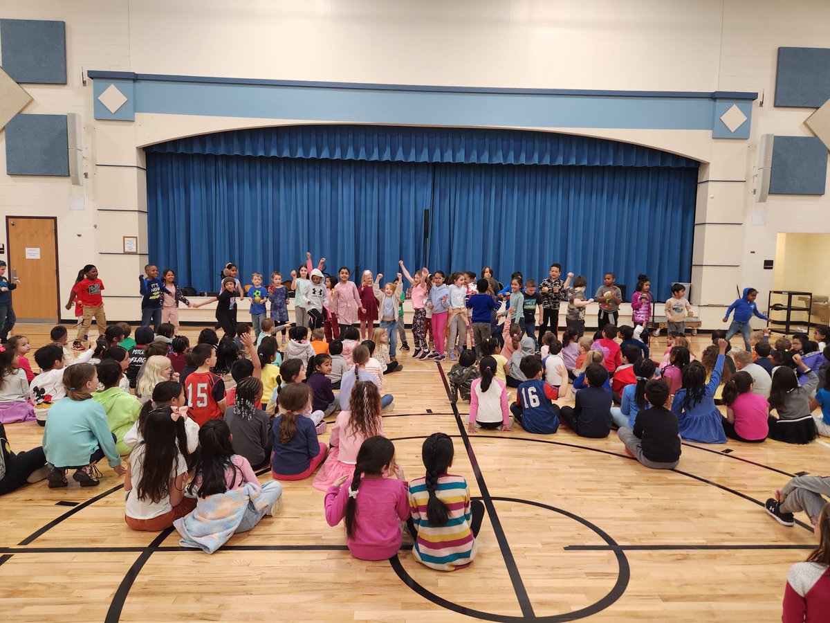 Students enjoyed singing and dancing with our guest Guy Luis <a href="/ncsd/">Novi Community School District</a>