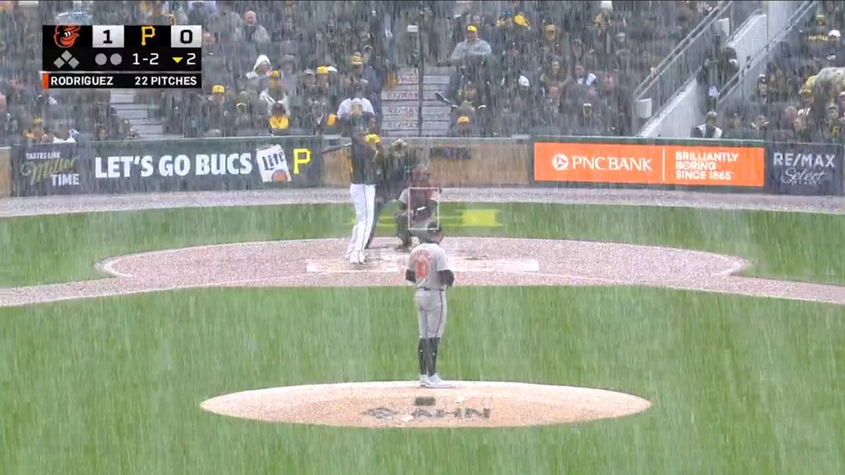 MLB's tweet photo. SNOW BASEBALL ❄️ https://t.co/hgH7wiVuOK
