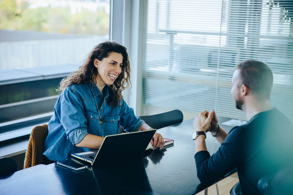 Are you tired of the same old hiring process? It's time to up your game with behavioral interviews! Learn how this method can optimize your hiring process and help you spot the perfect candidate for the job. #TalentAcquisition #HRInnovation Read here: hubs.ly/Q02rYm2F0