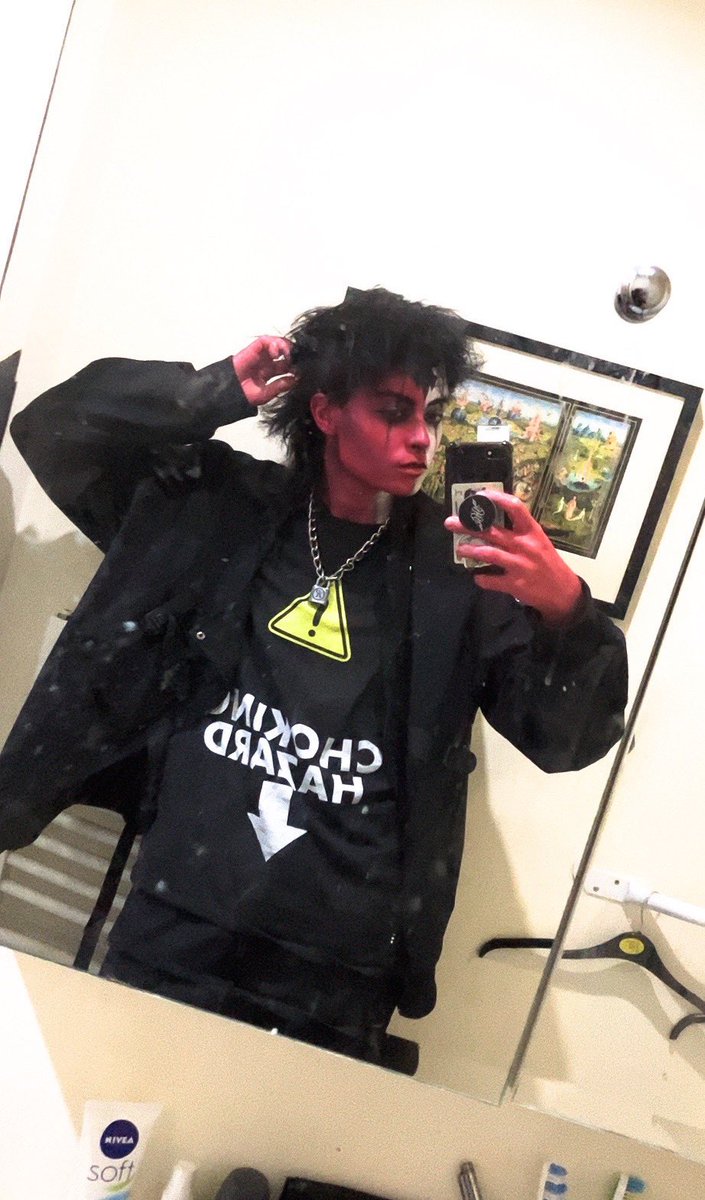 Røby Røttën 🌚 tweet media