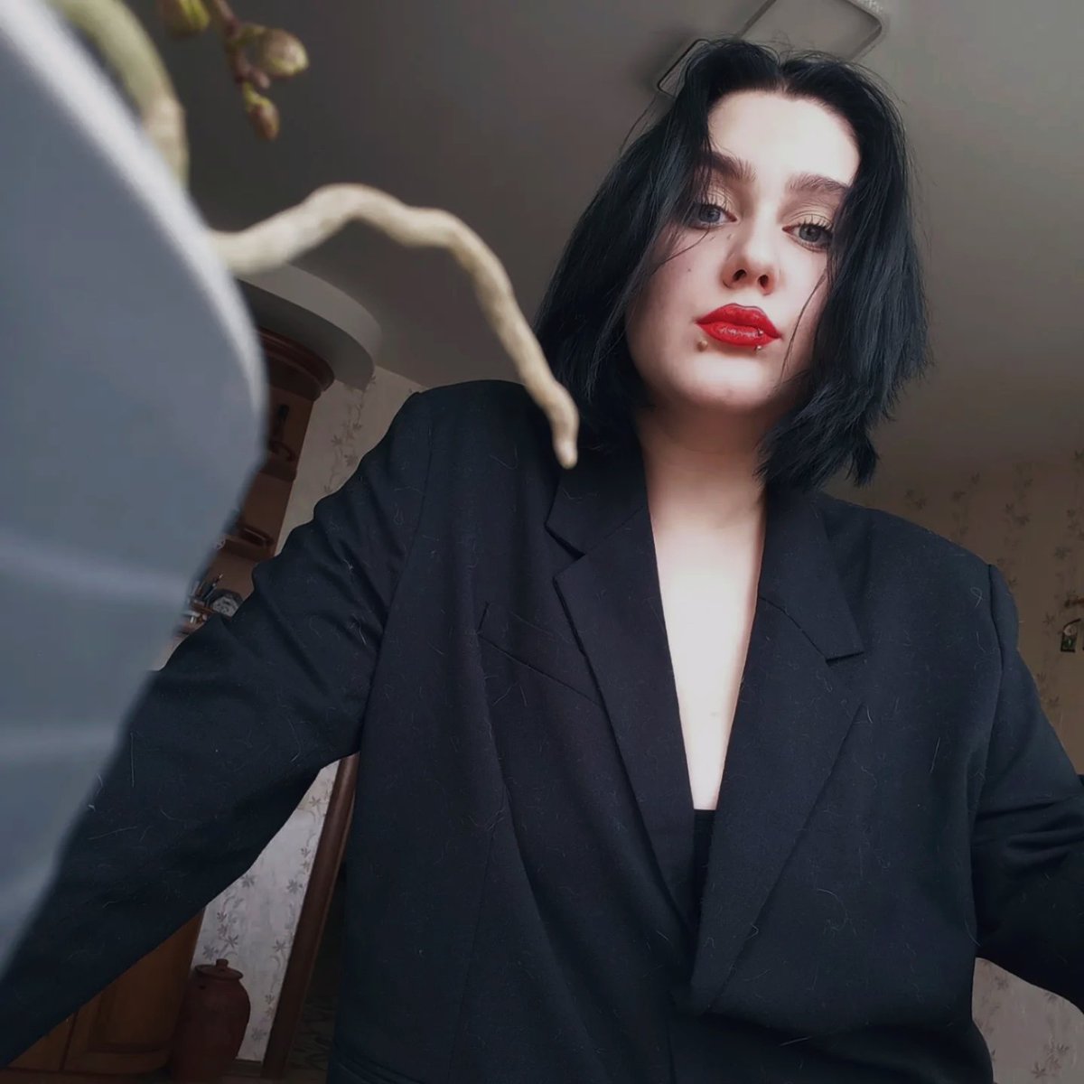 Fuqboi77's tweet photo. Вы это кст зацените какая я красоточка стала (кто помнит мою эру красных волос должны охуеть) https://t.co/EcFuthfw3A