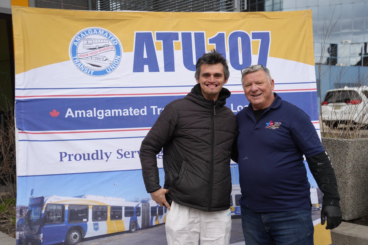 Congratulations and Happy 125th Anniversary to ATU Local 107 Hamilton-ON! ATU Canada President John Di Nino was in Hamilton today as Local 107 President Eric Tuck and volunteers served cake and refreshments to celebrate this milestone and thank transit riders. #ThankYou #canlab