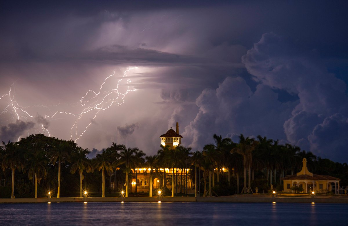 BuzzTardis's tweet photo. @PokerPolitics @code7stat How many times a year does lightning strike mar-a-lago? https://t.co/A3IFx4S7ty