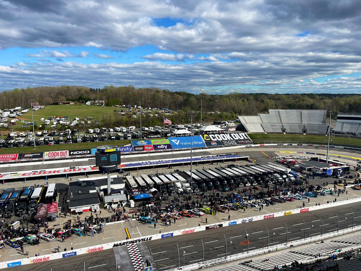 Our home for the weekend 🏁 @MartinsvilleSwy