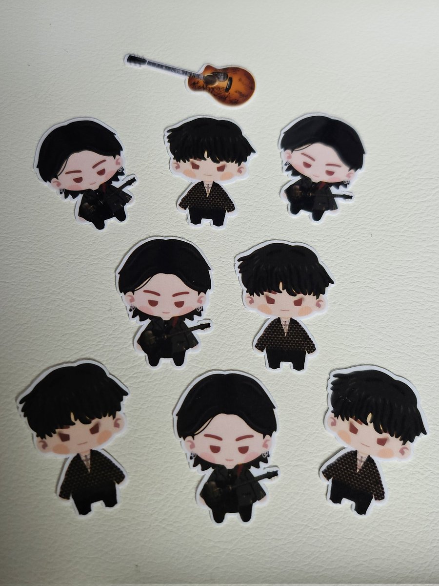 IllustrisFlamma's tweet photo. My tiny Snooze Yoongi and Woosung stickers came! 🥹💜🖤🫶 https://t.co/chlZHb4Cu7