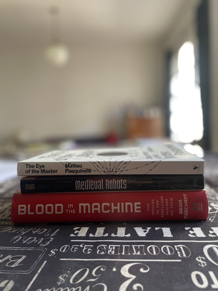 ✈️ Just arrived! #AI 📕 @mattpasquinelli The Eye of the Master (@VersoBooks) 📕 Elly Rachel Truitt | Medieval Robots (@PennPress) 📕 @bcmerchant Blood in the Machine (@HachetteUS)