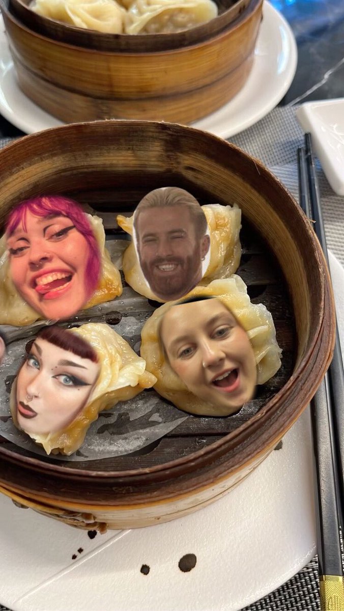 last night I dreamt that @CrawlersHQ were Japanese ravioli. I pictured them almost like this. don’t ask me why 
@creepycrawlerhq @Liv_May17 @hollyminto19