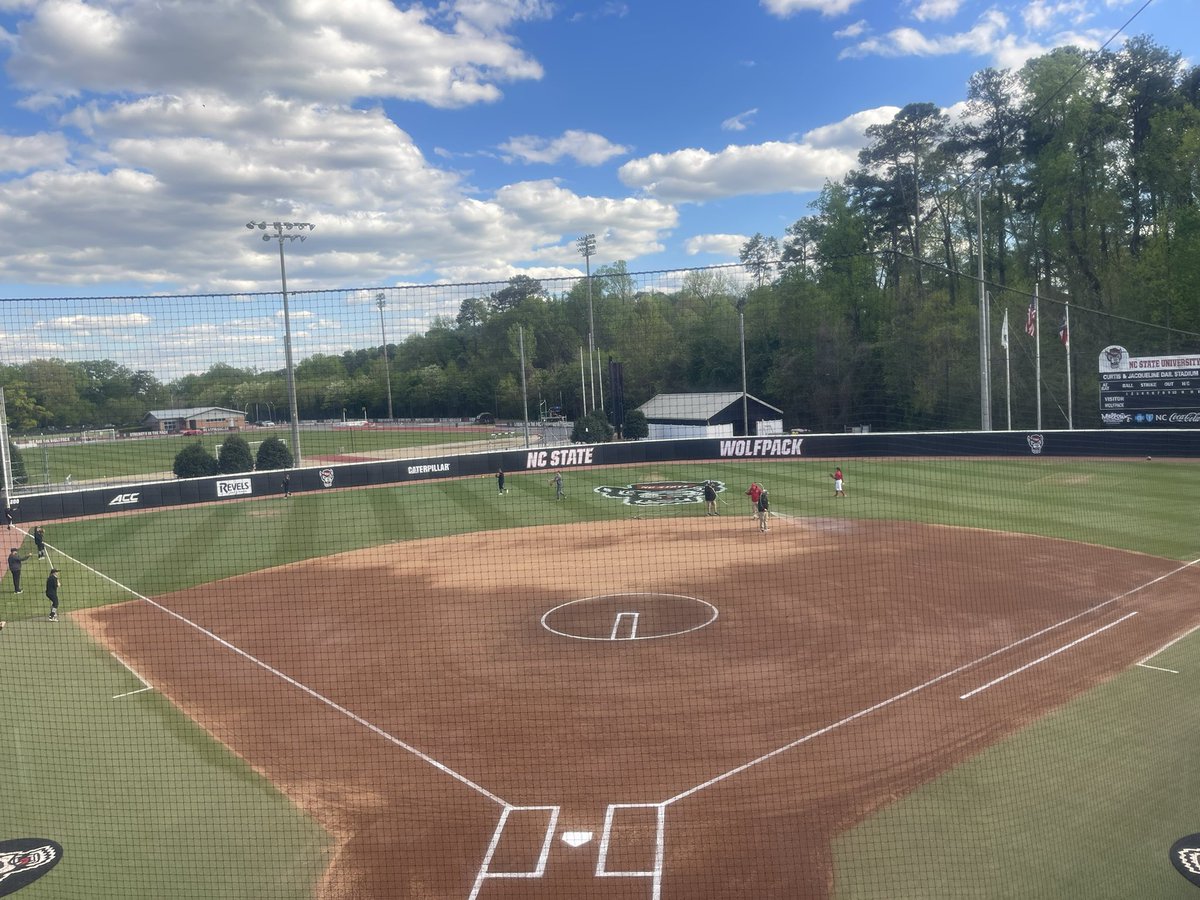 Calling @PackSoftball vs @HokiesSoftball tonight at 6 on @espn @ACCNetworkExtra 🥎🎉🥎 tune in as @fischerplum and I take you thru this @ACCsoftball matchup.