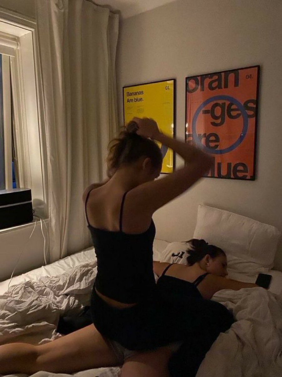 women loving women tweet media