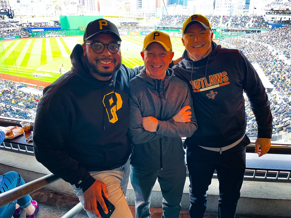 Y’all excited for baseball season? 👀👏🏾 Happy to join @repdanmiller & @MattSmithGPghCC for the @Pirates opening game! Iron Citys on me!🍻