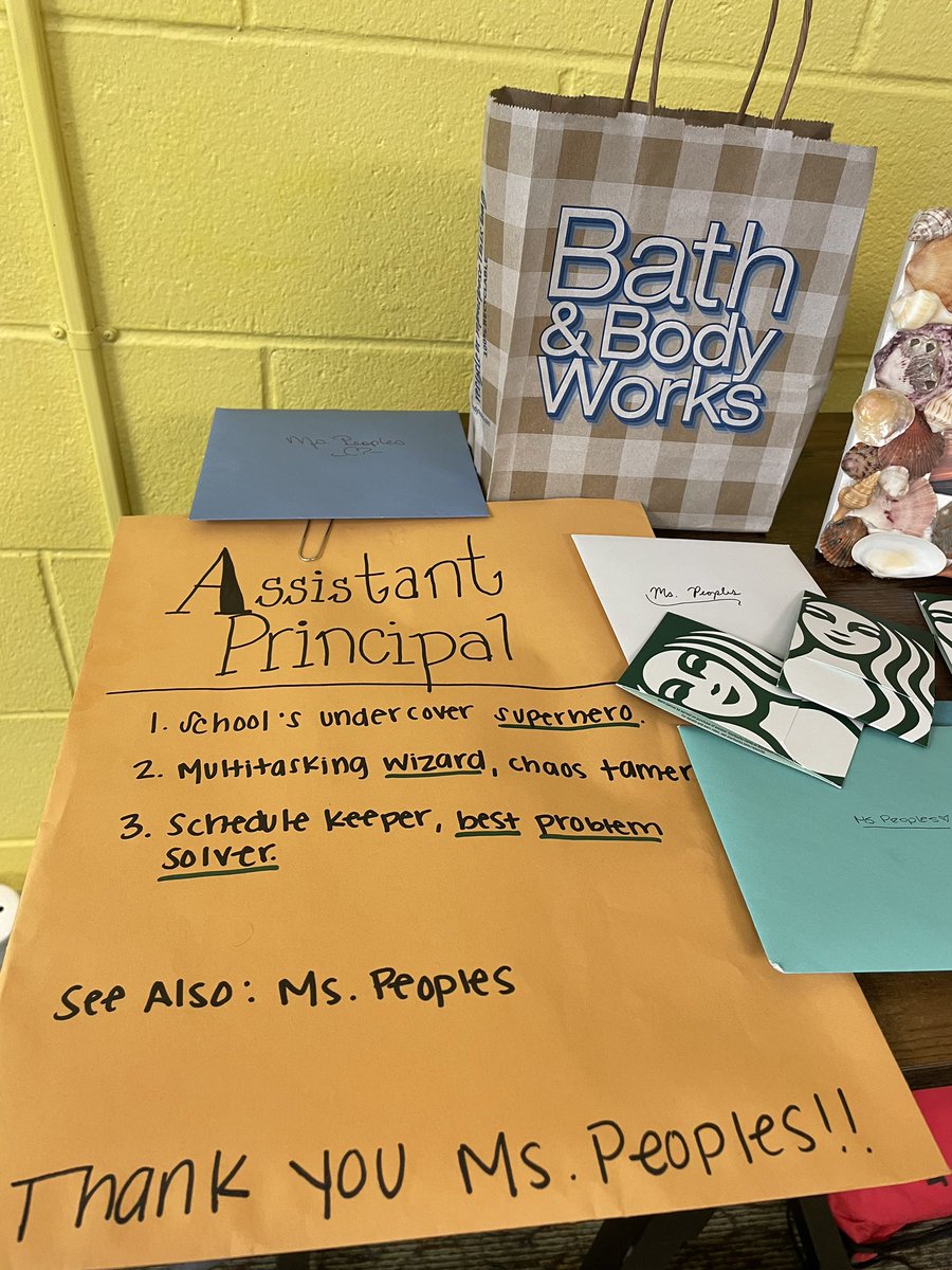 wcmsAPpeoples's tweet photo. 💗Love “Livin’ That 8th Grade Life” with such an amazing team! Thank you to the 8th grade team, Dr. Savage, our support staff, Ms. Murray, PTA and the students for all the love shown this week for #APweek2024 #wcmsmakeithappen2023 #wcmsheartwork2023 #8thgradeunited https://t.co/MSTpFkRz5l