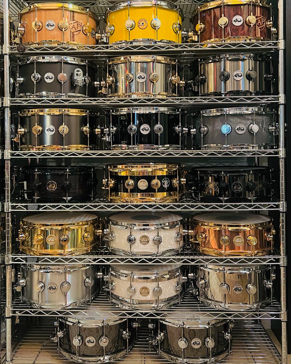 Decisions, decisions... Which snare would you choose?

📷 @ Adam Parsons