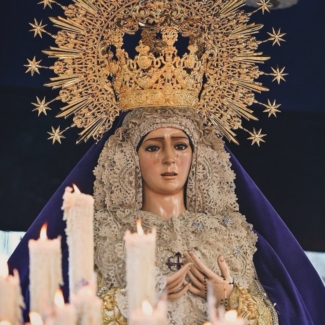 Los hermanos de nuestra Cofradía, reunidos esta noche en Cabildo General Extraordinario, han aprobado la participación de la bendita imagen de María Santísima del Dulce Nombre en la Procesión Magna Mariana que se celebrará el próximo día 12 de octubre en nuestra ciudad.