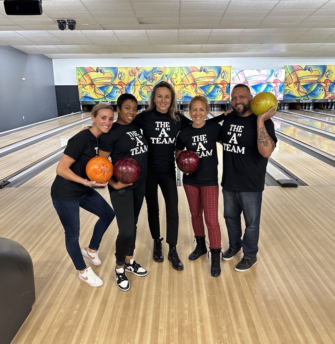 VeraPerkovic_'s tweet photo. 📣Happy Assistant Principals week to the “A” Team! Thank you for your commitment to our school, your leadership, and tireless support of our scholars, faculty, staff and community! You are simply The Best! 🌟@AmiraBritton @iliannapolatos @AP12CooperCHS #Calero and #VanDusen 🤠🙌🤩❤️🖤#CowboyPride #The🅰️Team @CooperCityHigh
#NationalAPweek